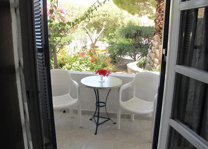 Eden Ios Hotel Mylopotas